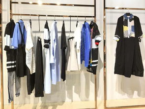 太平鳥18春裝折扣尾貨 一線大牌女裝一手貨源批發(fā)指南